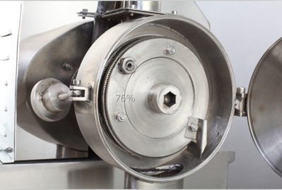 供應(yīng)五谷養(yǎng)生店專用粉碎機(jī) 不銹鋼五谷雜糧磨粉機(jī)的全面介紹